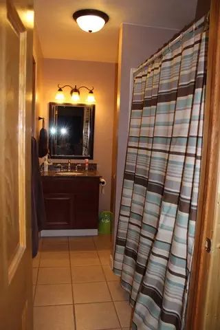 525 Deleon St, Ottawa, IL 61350 photo 9