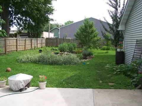 525 Deleon St, Ottawa, IL 61350 photo 16
