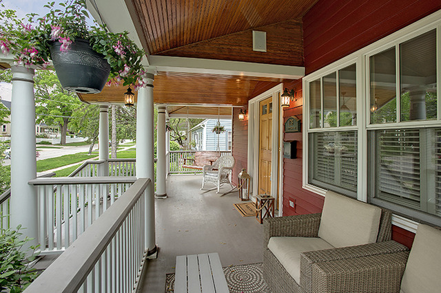 128 W Jefferson Ave, Wheaton, IL 60187 photo 1