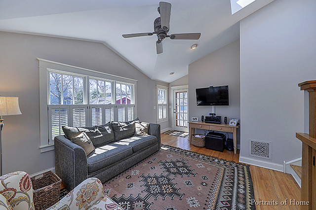 128 W Jefferson Ave, Wheaton, IL 60187 photo 9