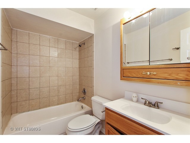 9358 Golf Rd #3a, Des Plaines, IL 60016 photo 8