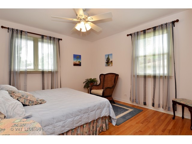 625 Sapling Ln, Deerfield, IL 60015 photo 9