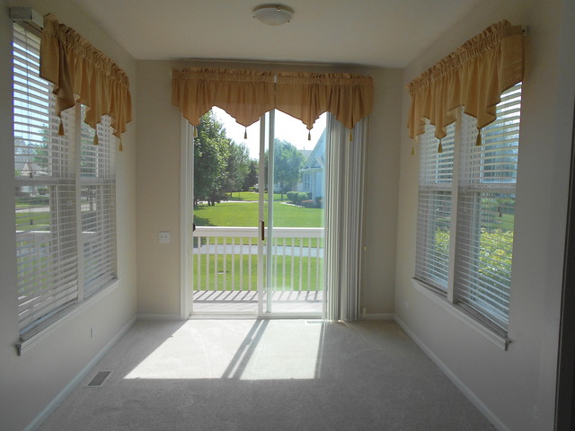 7 Brixton Ct, Algonquin, IL 60102 photo 3