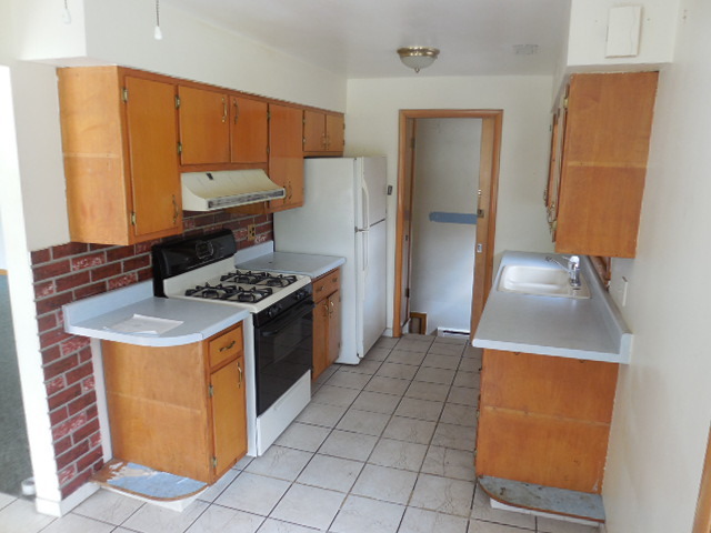 792 Stewart Ave, Elgin, IL 60120 photo 7