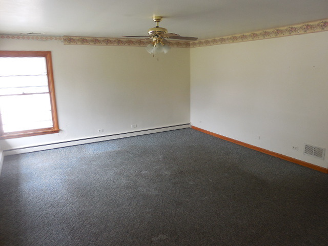 792 Stewart Ave, Elgin, IL 60120 photo 6