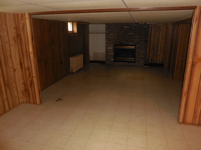 792 Stewart Ave, Elgin, IL 60120 photo 14
