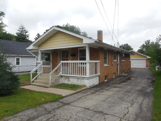 792 Stewart Ave, Elgin, IL 60120 photo 2