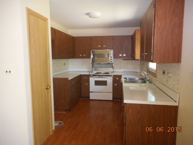 1008 Beverly Dr, Wheeling, IL 60090 photo 4