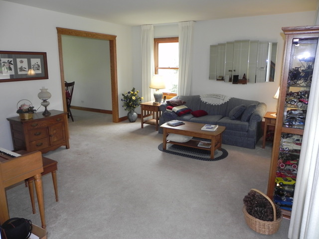 3965 Whispering Trails Dr, Hoffman Estates, IL 60192 photo 5
