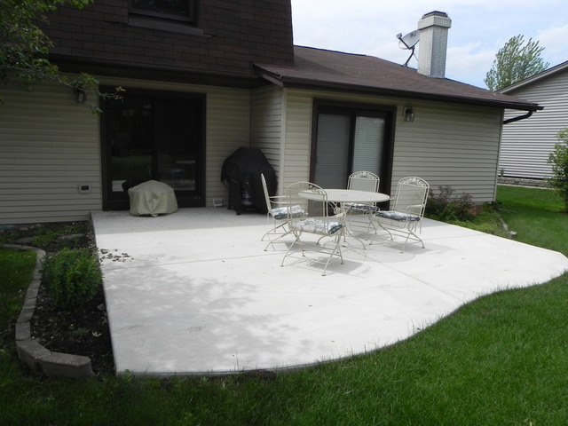 3965 Whispering Trails Dr, Hoffman Estates, IL 60192 photo 23