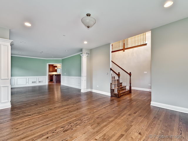 1833 Longfellow Ct, Berkeley, IL 60163 photo 3