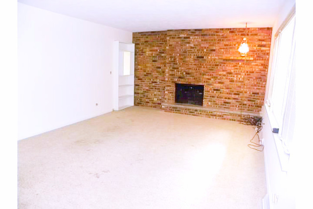 543 Wendt Ave, Dundee, IL 60118 photo 2