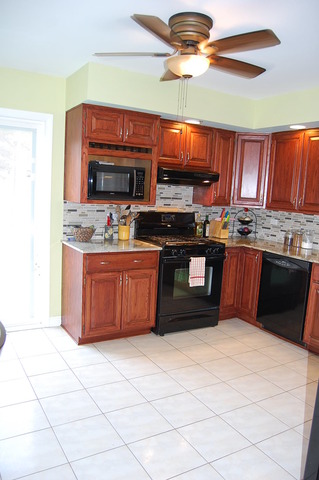 2306 W Cedar St, Rolling Meadows, IL 60008 photo 2