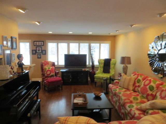 131 E Millers Rd, Des Plaines, IL 60016 photo 3