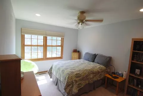 7492 Joy Ln, Roscoe, IL 61073 photo 12