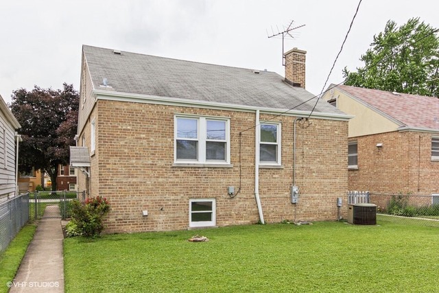 2523 Forest Ave, Riverside, IL 60546 photo 9