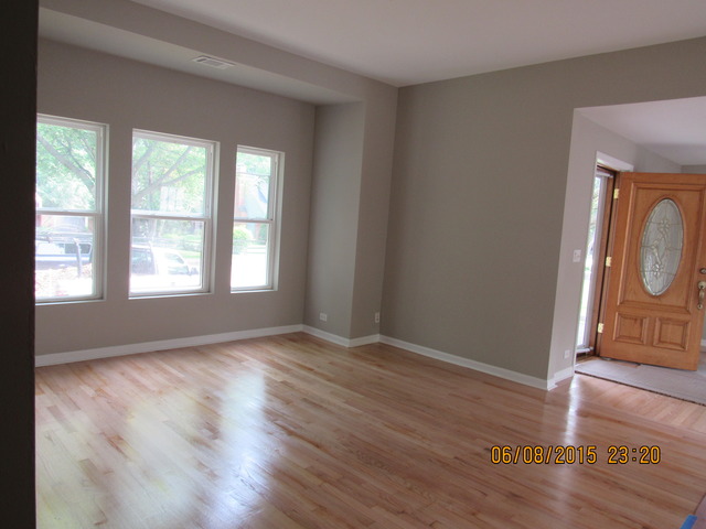 967 Oakley Ave, Elgin, IL 60123 photo 3