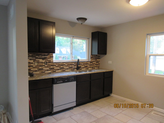 967 Oakley Ave, Elgin, IL 60123 photo 8