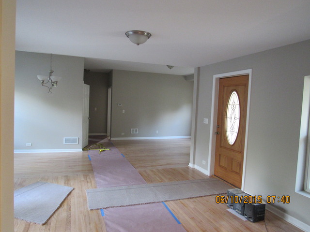 967 Oakley Ave, Elgin, IL 60123 photo 4