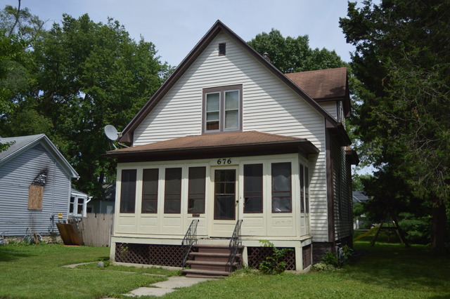 676 S Elm Ave, Kankakee, IL 60901 photo 1