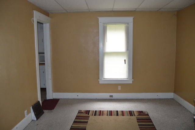 676 S Elm Ave, Kankakee, IL 60901 photo 3