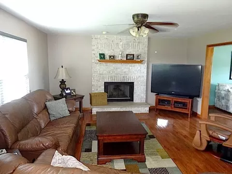 1815 Brighton Ln, Plainfield, IL 60586 photo 9