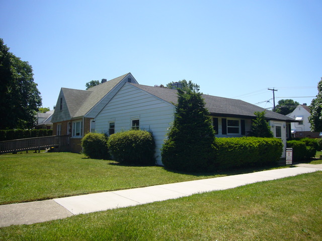2300 Nathaniel Pl, Evanston, IL 60202 photo 13