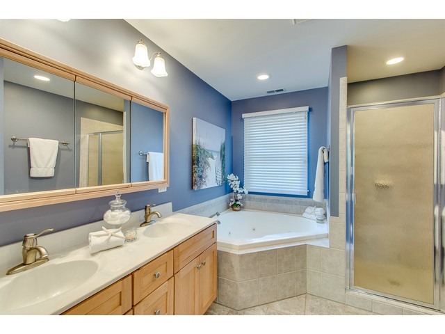 1519 Mayo Ave, Wheaton, IL 60189 photo 11