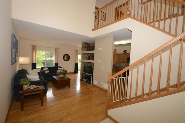 17529 Gilbert Dr, Lockport, IL 60441 photo 4