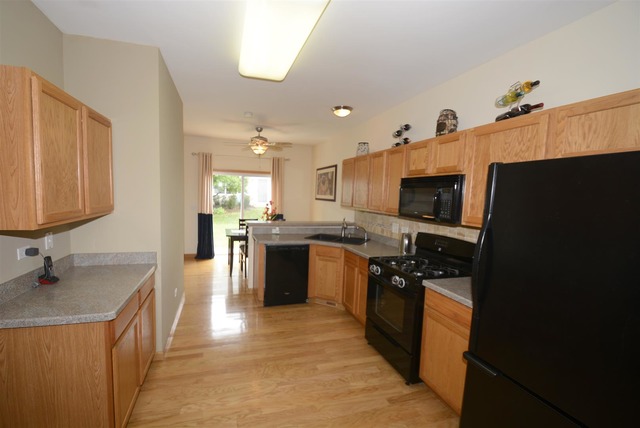 17529 Gilbert Dr, Lockport, IL 60441 photo 5