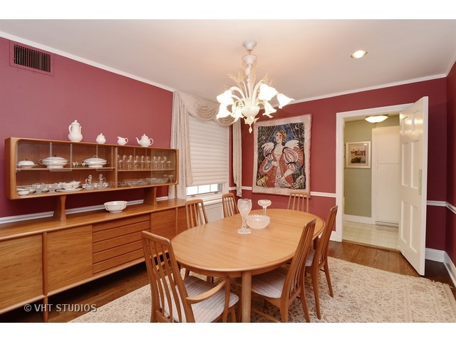 210 E Pearson St #13c, Chicago, IL 60611 photo 5
