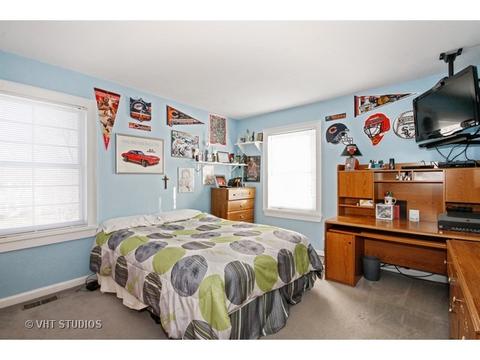 251 Pebblestone Rd, Naperville, IL 60565 photo 10