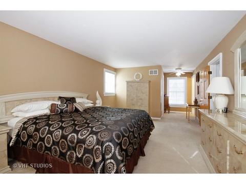 251 Pebblestone Rd, Naperville, IL 60565 photo 7