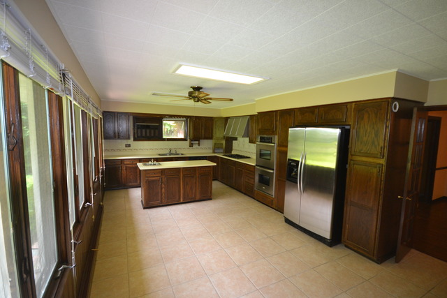 1208 Getzelman Trl, Algonquin, IL 60102 photo 7