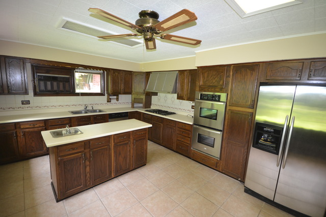 1208 Getzelman Trl, Algonquin, IL 60102 photo 8