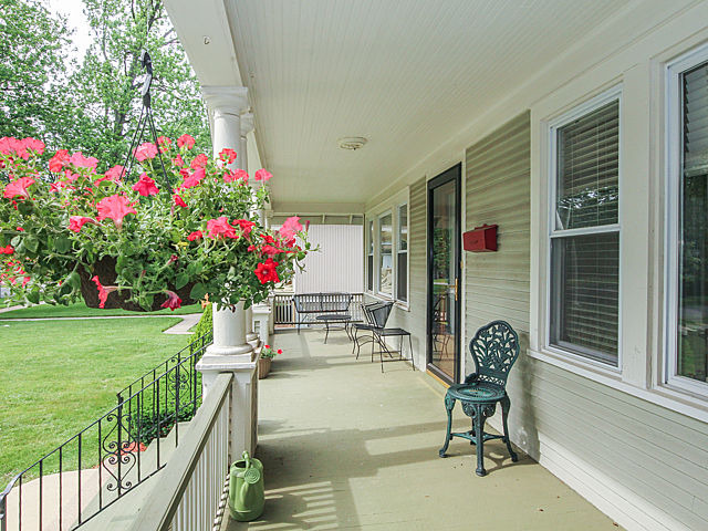 10517 S Prospect Ave, Chicago, IL 60643 photo 1