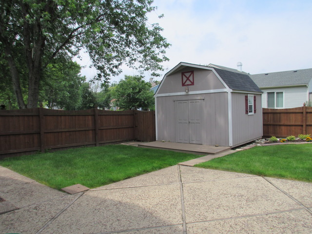 954 Grant St, Bartlett, IL 60103 photo 17