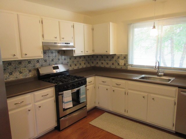 954 Grant St, Bartlett, IL 60103 photo 4