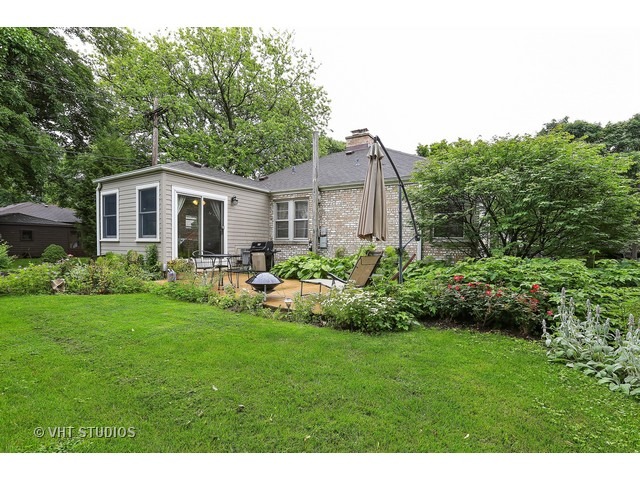 125 E Crescent Ave, Elmhurst, IL 60126 photo 9