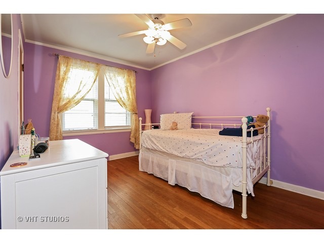 125 E Crescent Ave, Elmhurst, IL 60126 photo 7