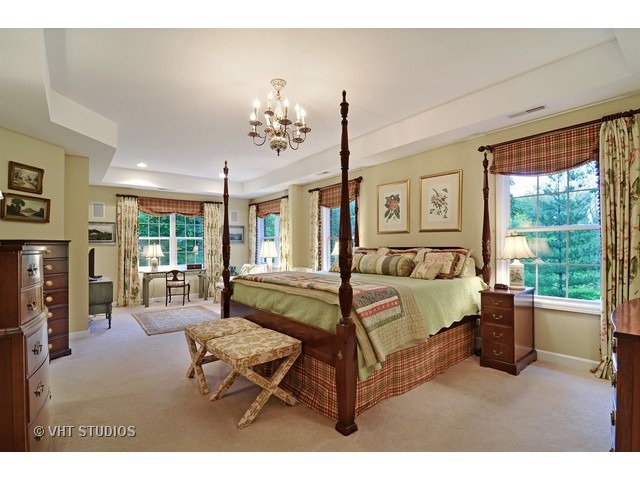 730 Becker Rd, Glenview, IL 60025 photo 14