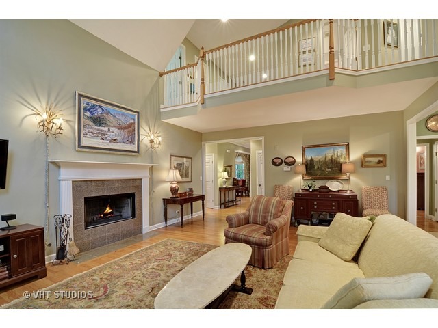 730 Becker Rd, Glenview, IL 60025 photo 7