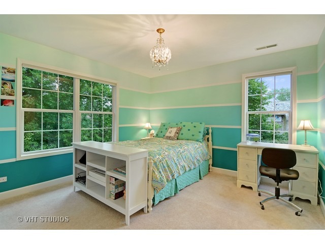 730 Becker Rd, Glenview, IL 60025 photo 17