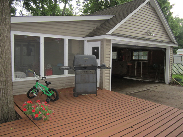 658 Columbia Ave, Elgin, IL 60120 photo 5