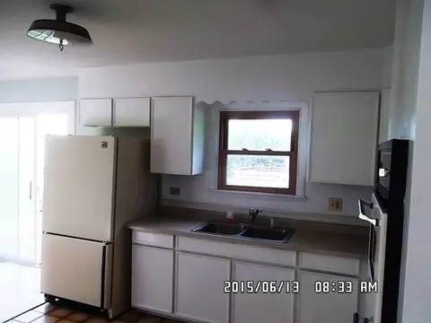 14830 S Menard Ave, Oak Forest, IL 60452 photo 8