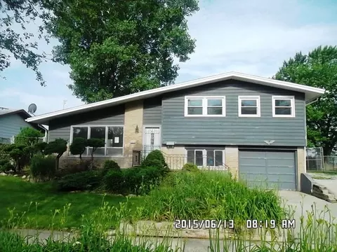 14830 S Menard Ave, Oak Forest, IL 60452 photo 1