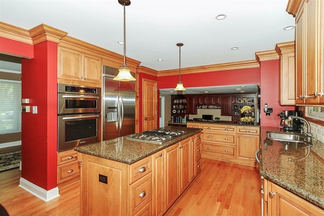 4249 Wilson Ave, Rolling Meadows, IL 60008 photo 4