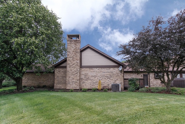 1900 Golf View Dr, Bartlett, IL 60103 photo 22