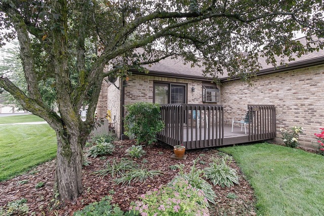 1900 Golf View Dr, Bartlett, IL 60103 photo 20