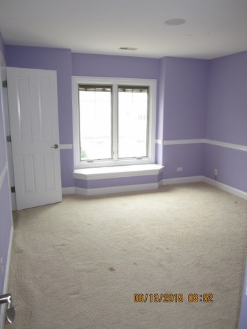 9230 Forest Edge Ln, Willowbrook, IL 60527 photo 13